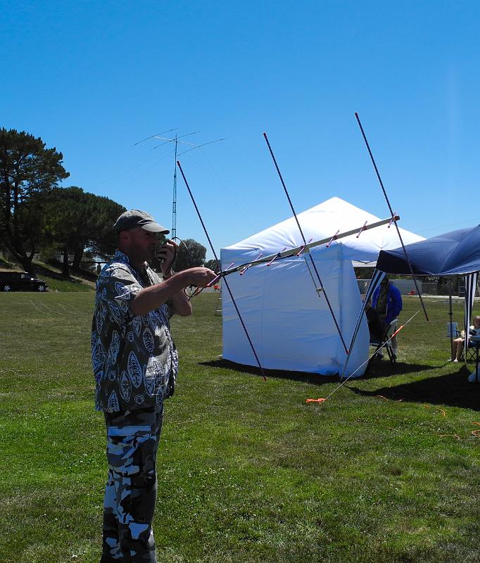 2012 PVARC Field Day Storey KA6WNK-15.jpg